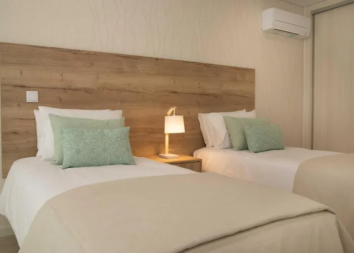 Nina Da - By Sch Apartment Nazaré