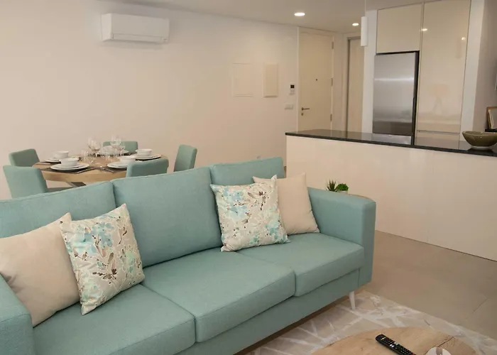 Nina Da - By Sch Apartment *