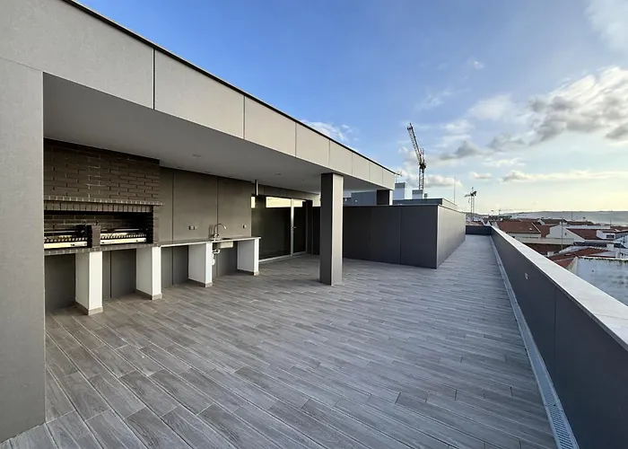 Nina Da - By Sch Apartment *