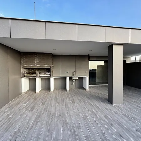 Nina Da - By Sch * Nazaré